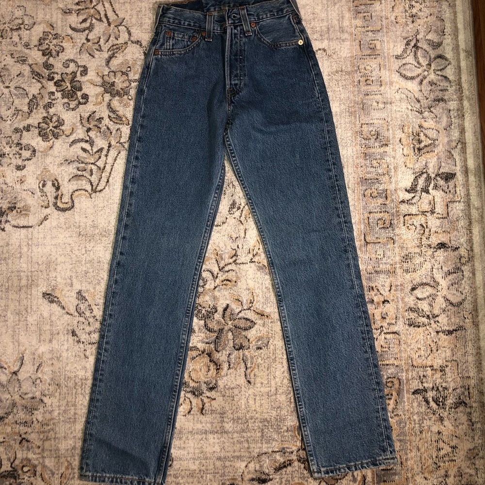 Vintage Levi’s 501 Original fit women’s jeans